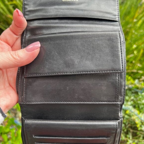 Chanel Chocolate Bar Quilted Black Lambskin Wallet w/ Box & Holograms - Picture 10 of 10